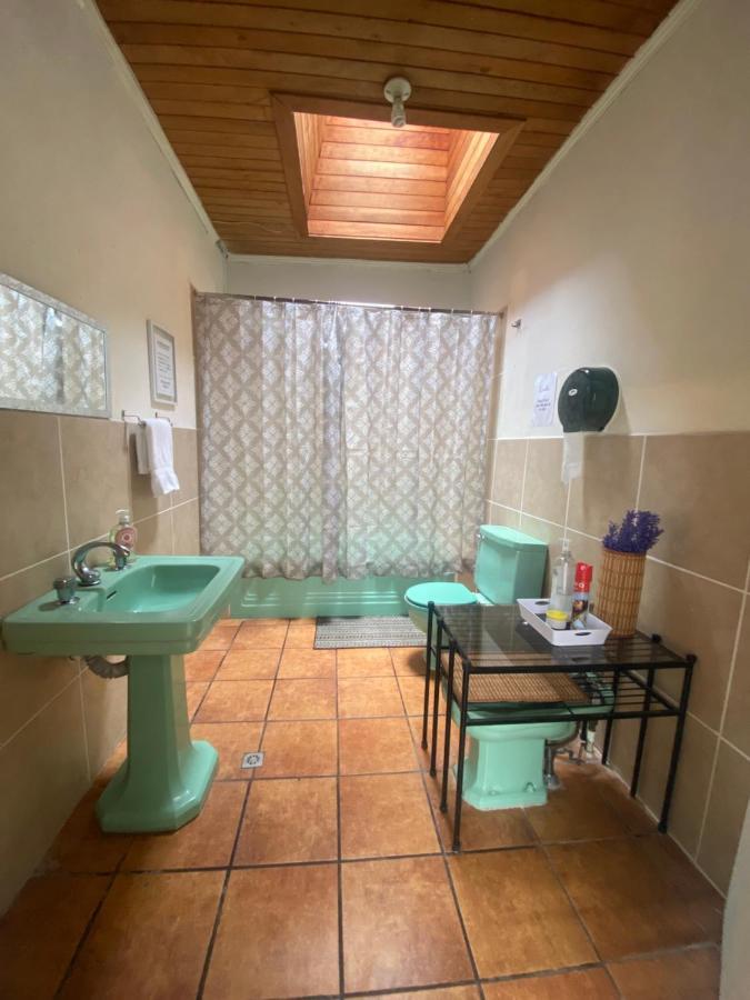 El Extranjero Hostal Antigua Εξωτερικό φωτογραφία