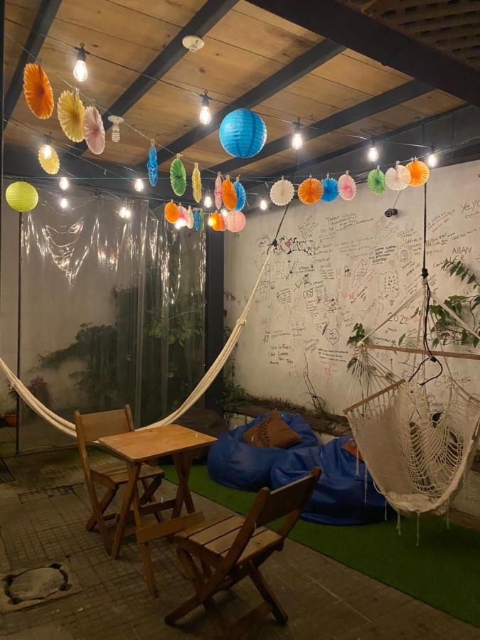 El Extranjero Hostal Antigua Εξωτερικό φωτογραφία